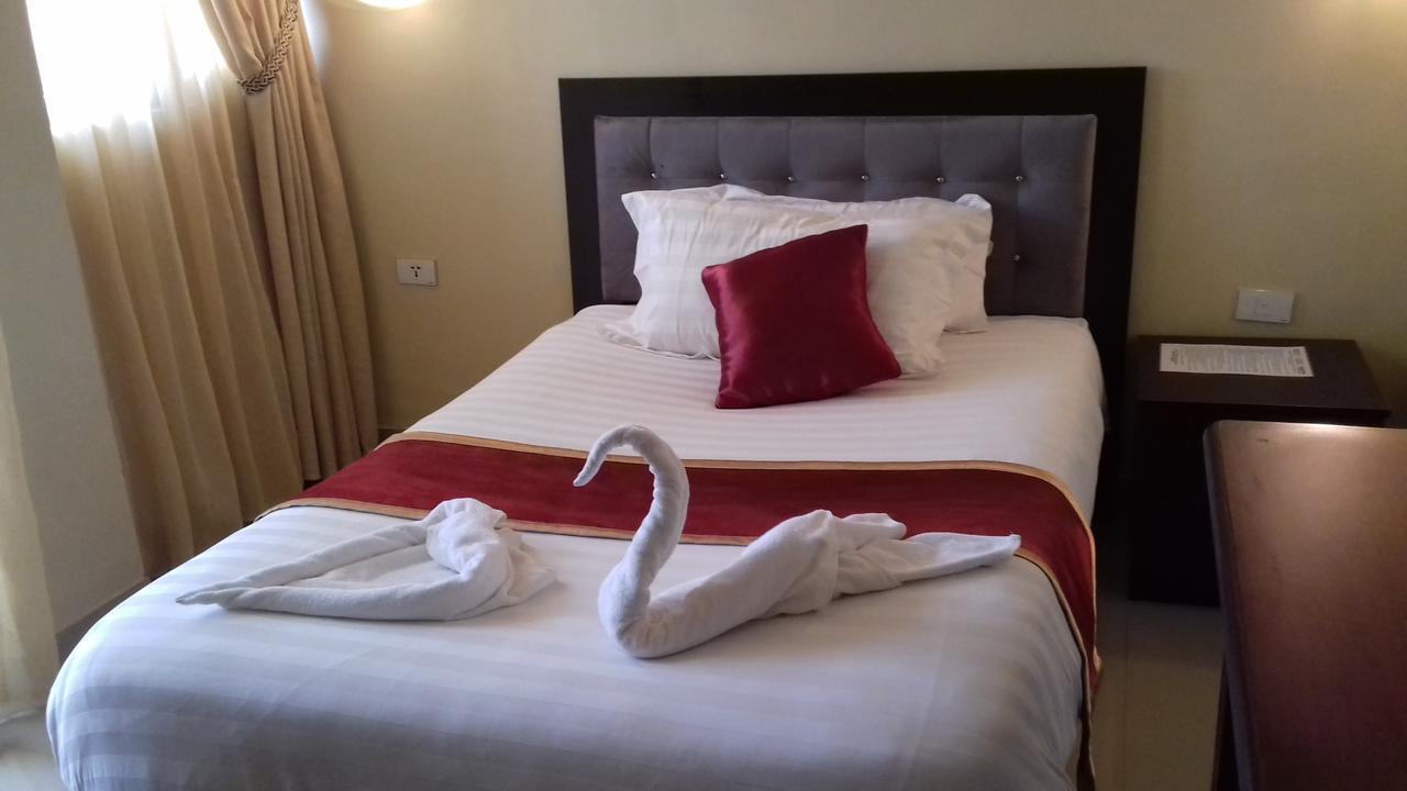 Lakemark Hotel And Tour Service 巴赫达尔 外观 照片